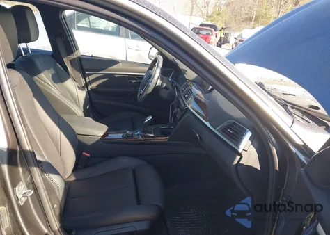 2017 BMW 330I xDrive z USA, uszkodzony, nr VIN WBA8D9C37HA011341